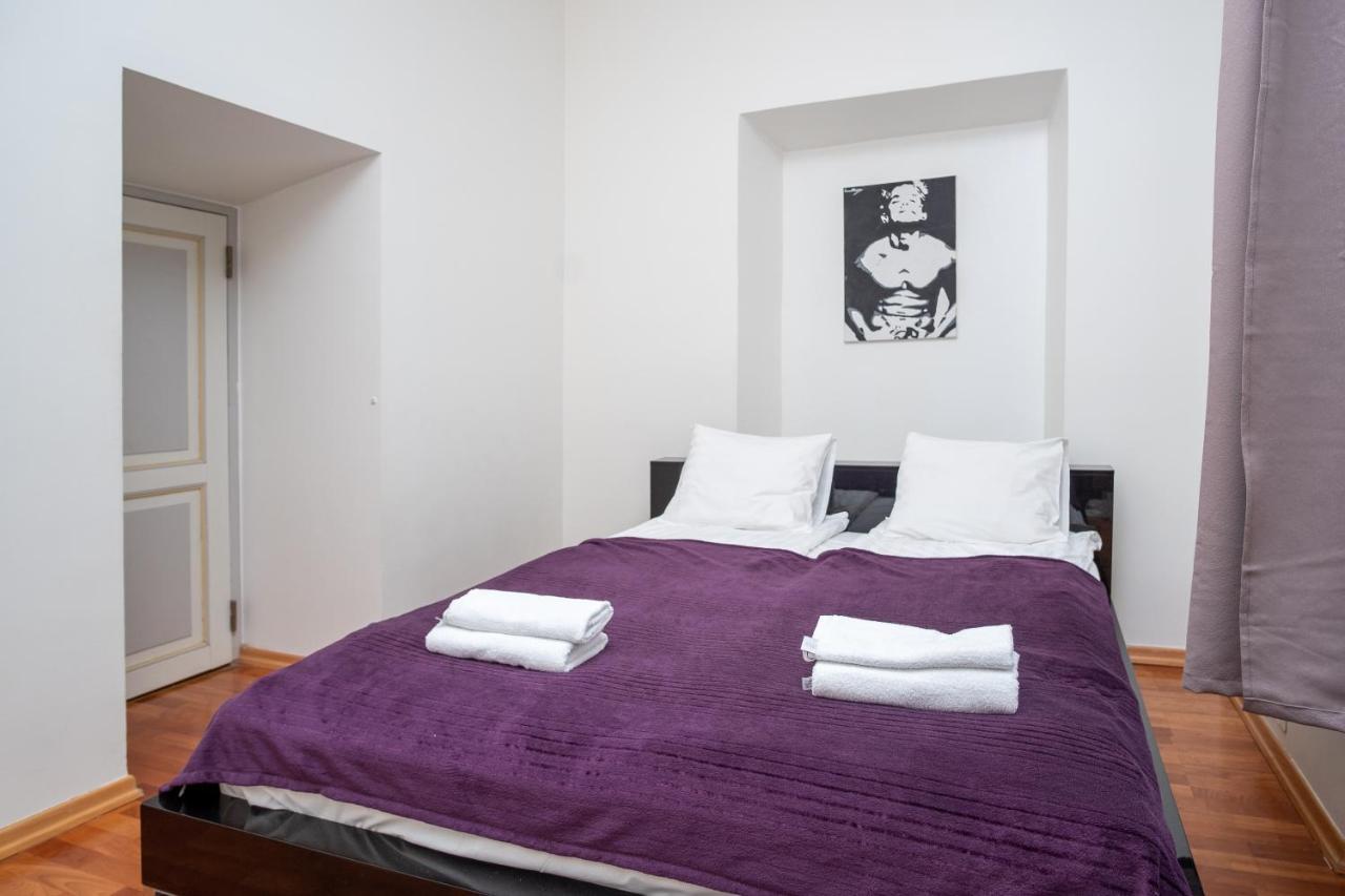 Old Town 2-Bathroom Apartment With Sauna Tallinn Bagian luar foto
